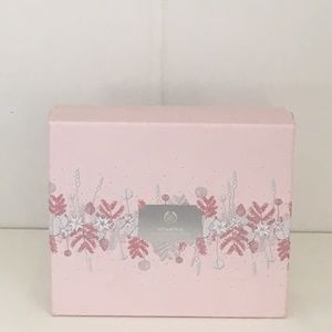 The Body Shop Vitamin E Skincare Collection